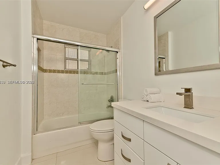 889 Sand Creek Cir — Photo 15