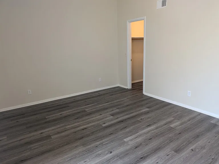 420 Cambridge Cir #G7 — Photo 7