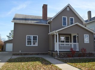 908 N Lincoln St, Aberdeen, SD 57401