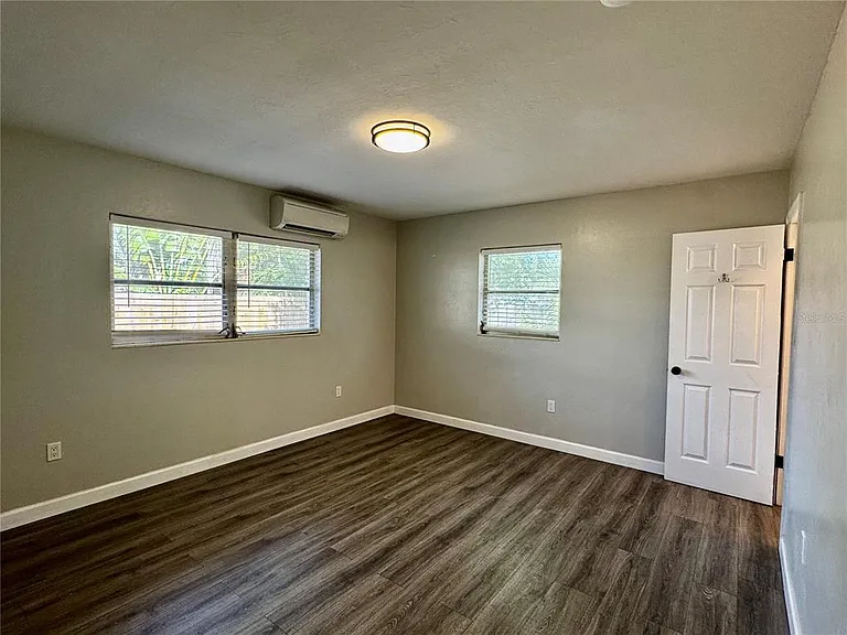 2624 Sunnybrook Dr — Photo 13