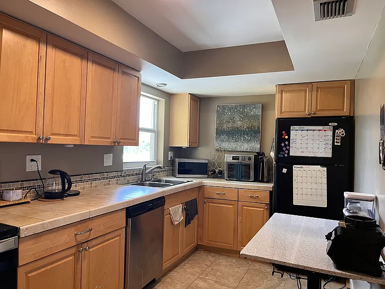 3201 NE 29th St #307 — Photo 4