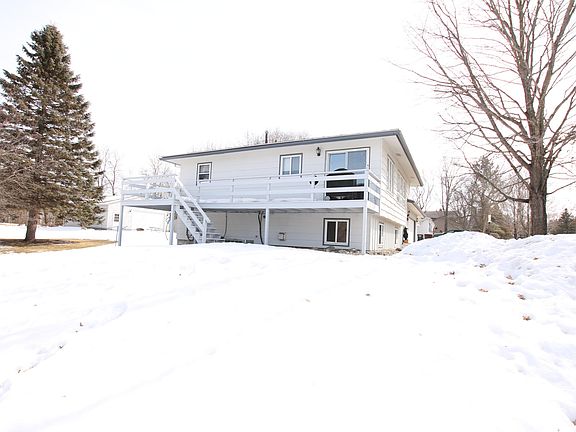 2nd image of 1818 Oak Knoll Dr NE