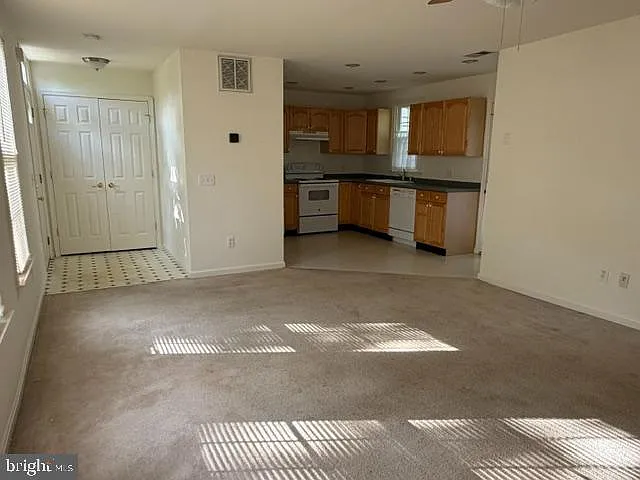 8538 Anderson Ave — Photo 14