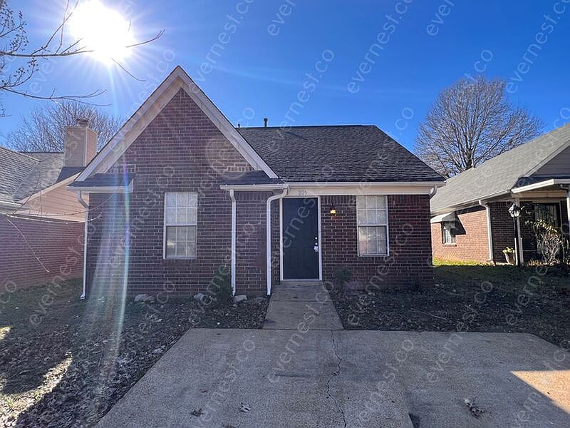 1st image of 205 Guthrie Dr