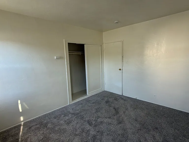 1520Norm — Photo 15
