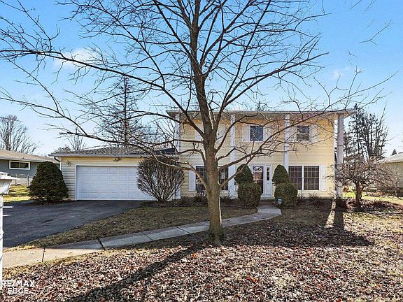 3rd image of 3478 N Gale Rd