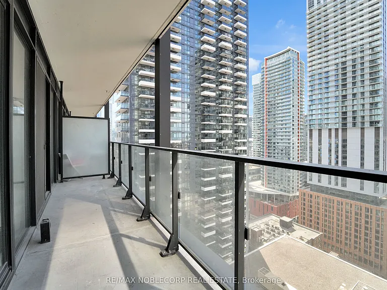 125 Peter St #2111 — Photo 11
