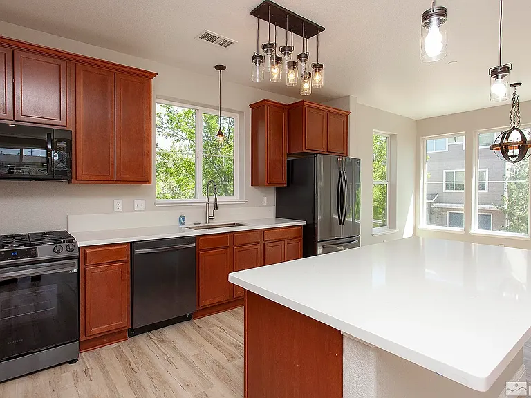 2700 Dana Kristin Ln — Photo 28