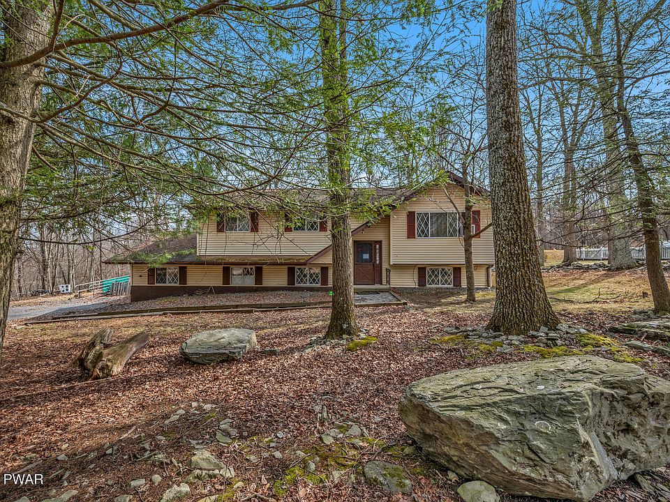 1st image of 218 Mohican Rd