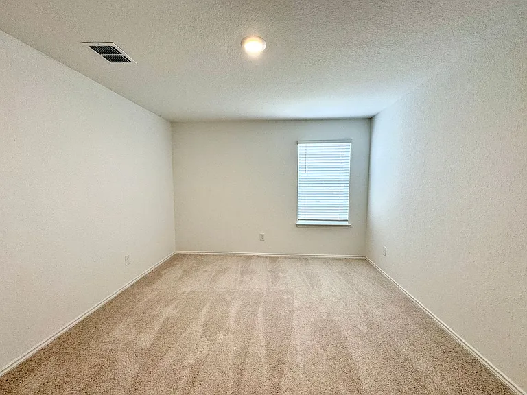 4089 Lily Glade Ln — Photo 24
