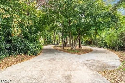 5th image of 3745 27th Ave SW