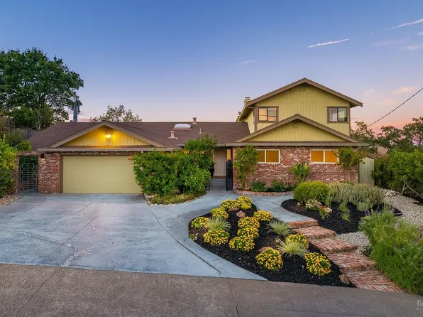 22 Terry Circle, Novato, CA 94947