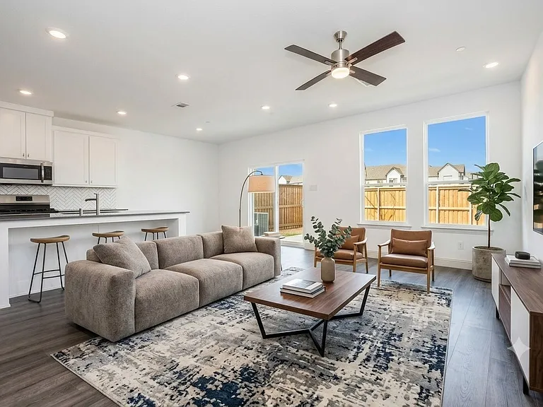 1328 Hill Country Pl — Photo 4