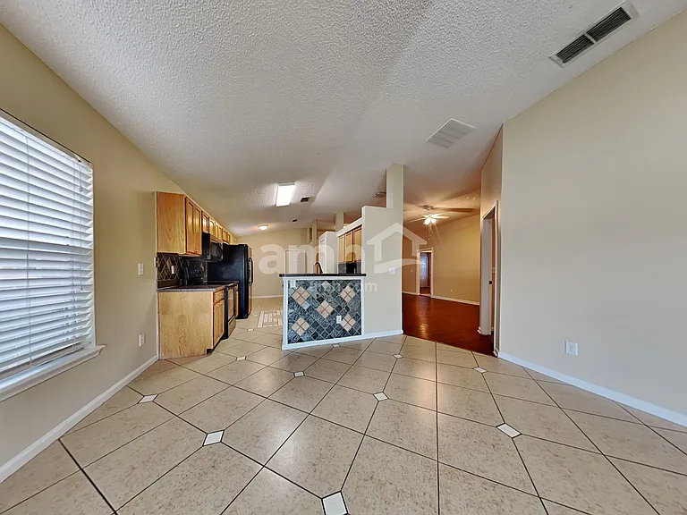 9261 Redtail Dr — Photo 4