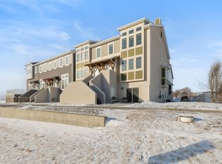 3208 Jericho Rd, Bismarck, ND 58503