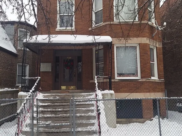 6221 S Campbell Ave, Chicago, IL 60629
