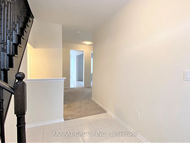 6 Doreen Dr — Photo 3