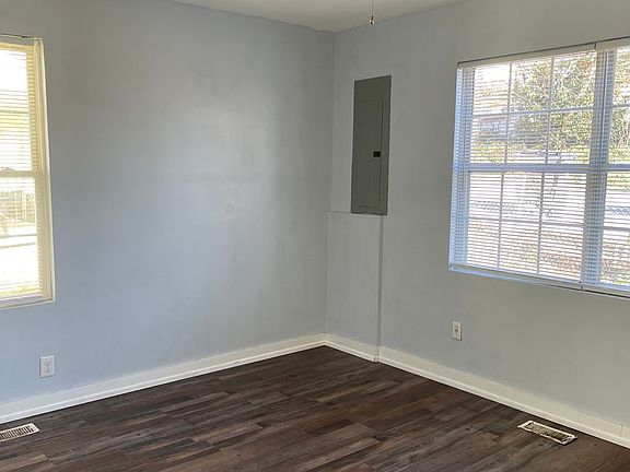5th image of 17 Gilliam St