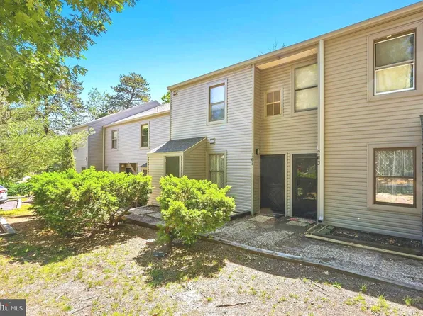 204 Bromley Ests #204, Pine Hill, NJ 08021