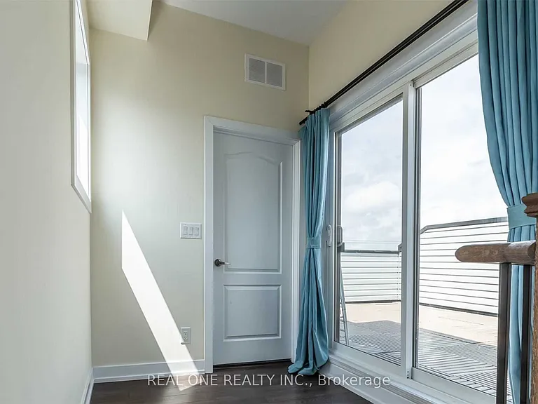 50 Dunsheath Way #603 — Photo 14
