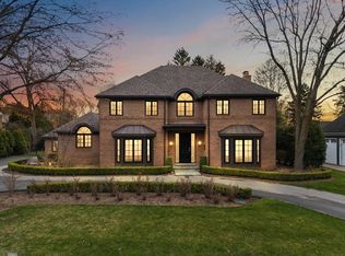 10 Cameron Pl, Grosse Pointe, MI 48230