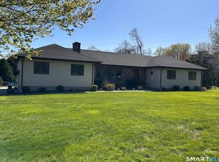 36 Marks Court, Branford, CT 06405
