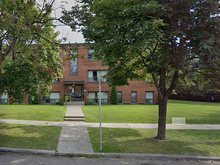 19 Engelhart Cres #64-68 — Photo 26