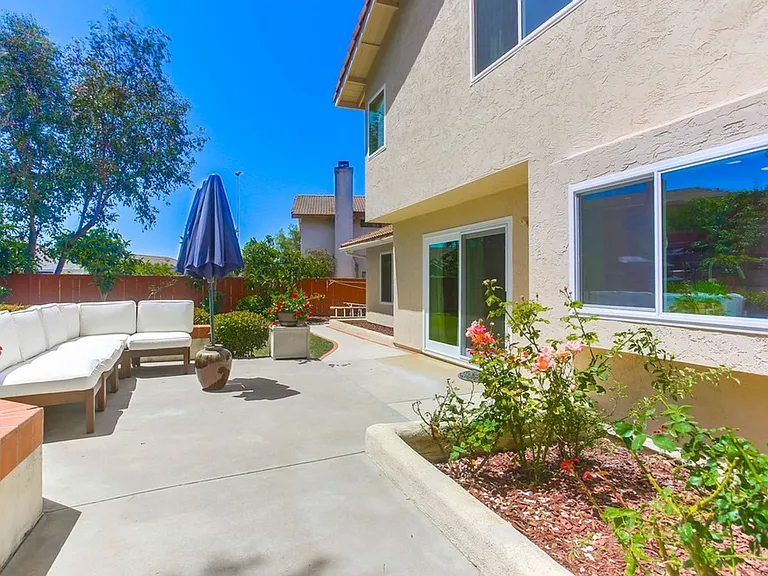 10730 Carillon Ct — Photo 57