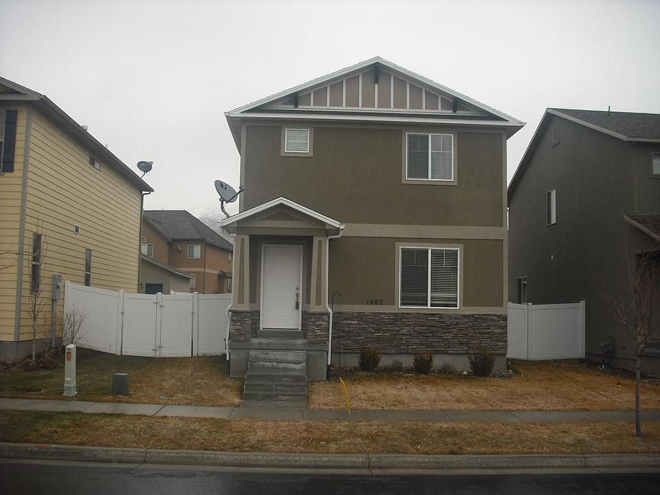 2nd image of 1482 W Mare Dr