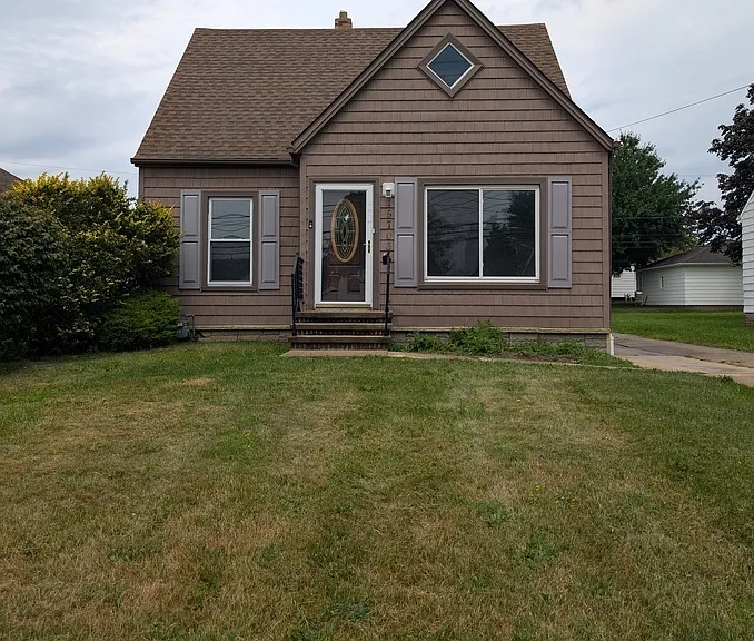 15703 Turney Rd — Photo 1