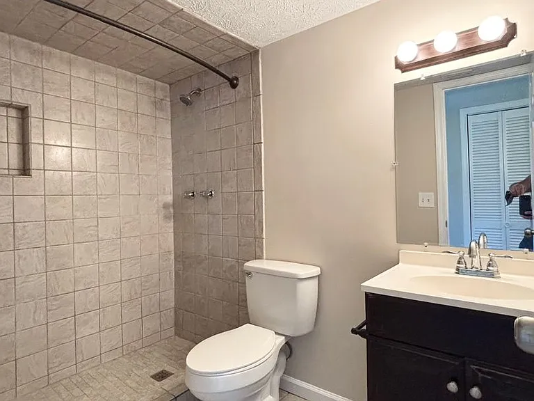 1747 Papaya Dr N — Photo 16