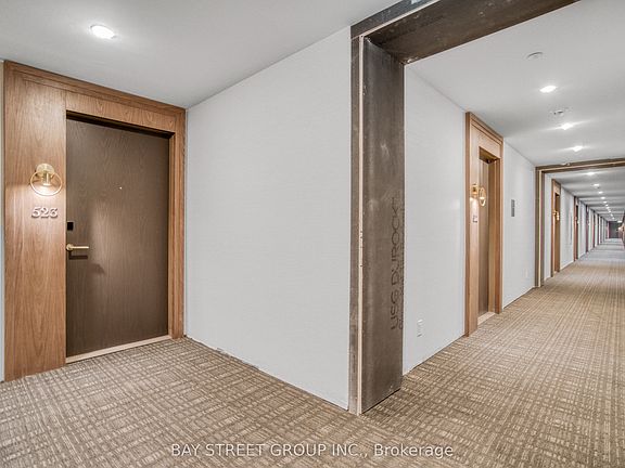 3rd image of 6 Greenbriar Rd #523