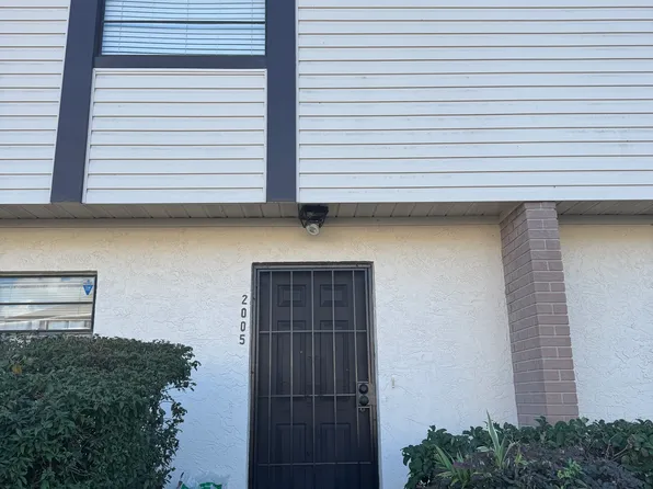 2005 Pine Chace Ct, Tampa, FL 33613