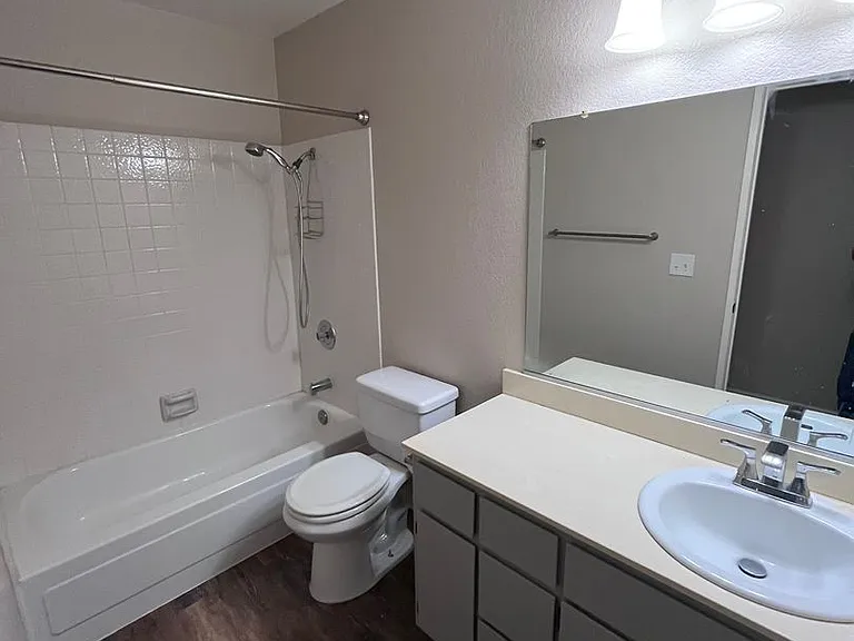 3479 Laird St — Photo 8
