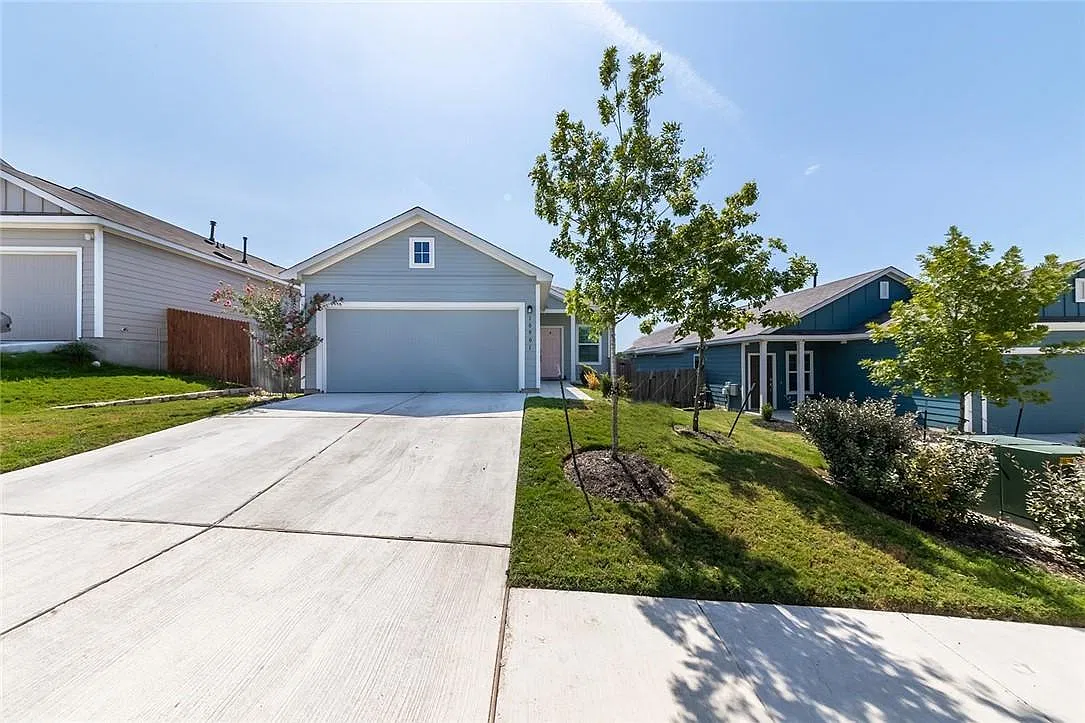 3 bed, 1500 sqft, $2,050 — Photo 3