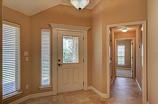 4th image of 1744 Creekside Cir