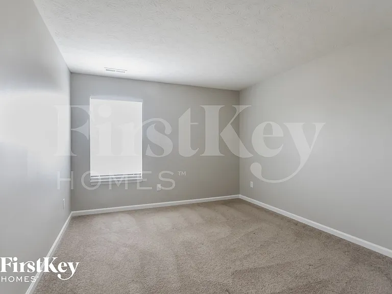 403 Tracewood Bnd — Photo 11
