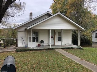 885 Carroll St, Mount Airy, NC 27030