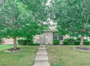 2916 Gospel Dr, Dallas, TX 75237