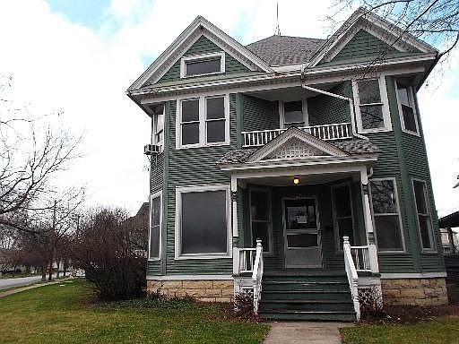1st image of 247 S Lincoln Ave