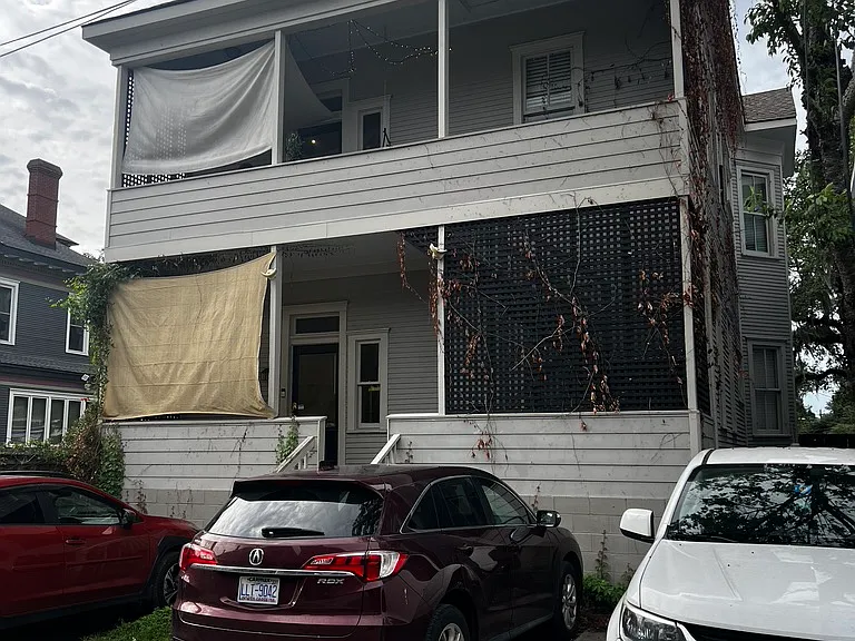 115 W 37th St — Photo 16