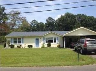 211 Pineview Dr, Goose Creek, SC 29445