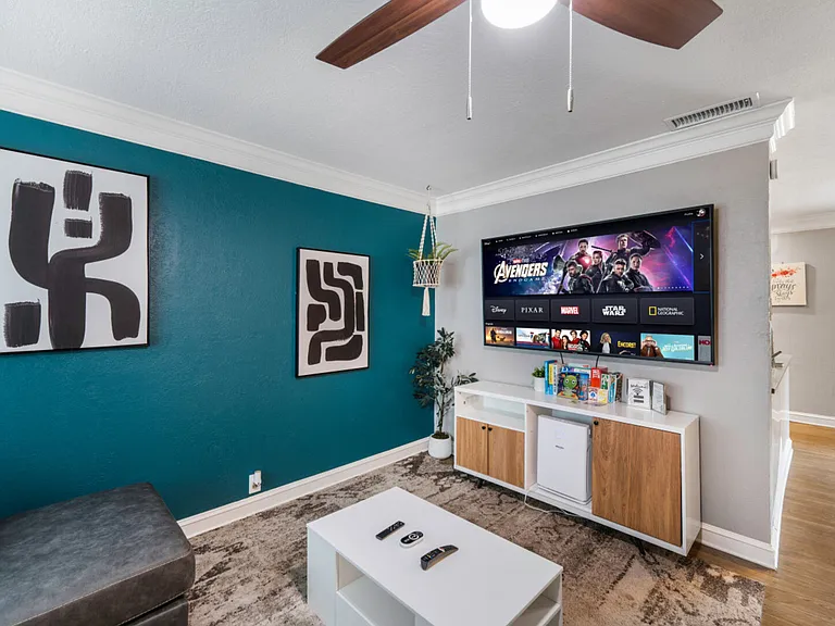Circle Dr — Photo 19