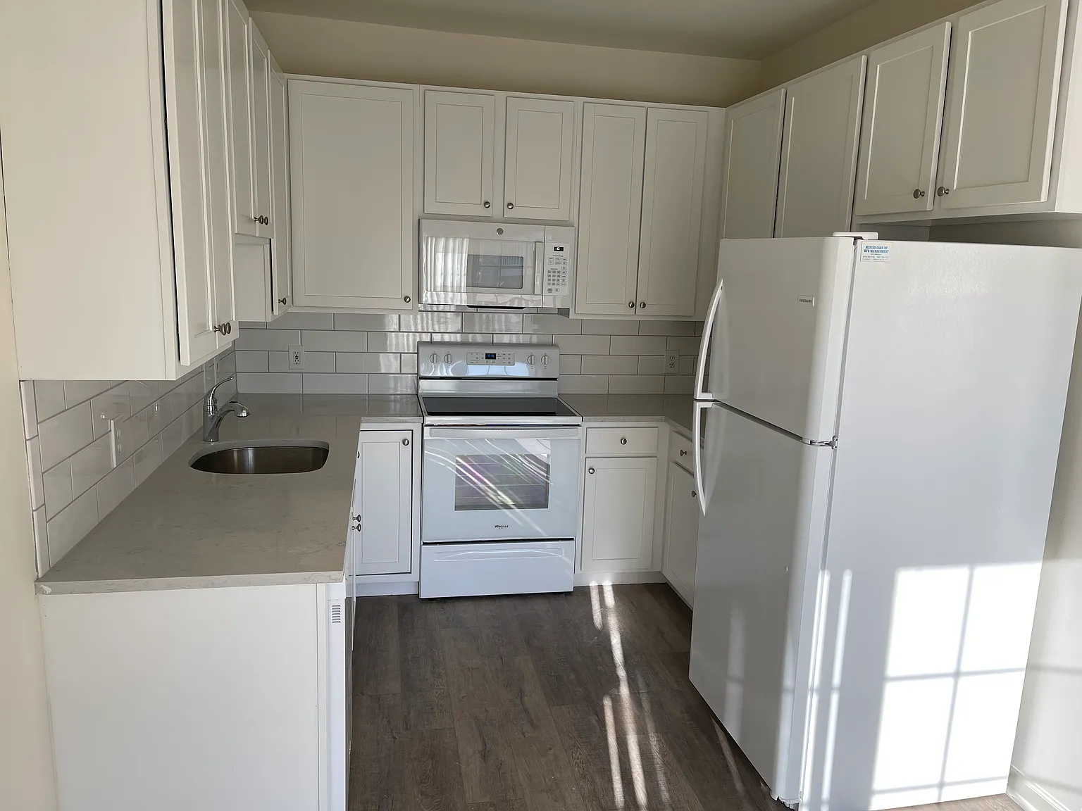 Crystal Terrace — Photo 3