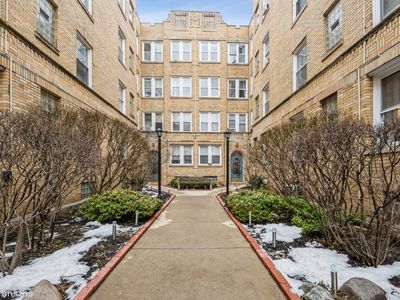 844 W Ainslie St APT KC, Chicago, IL, 60640