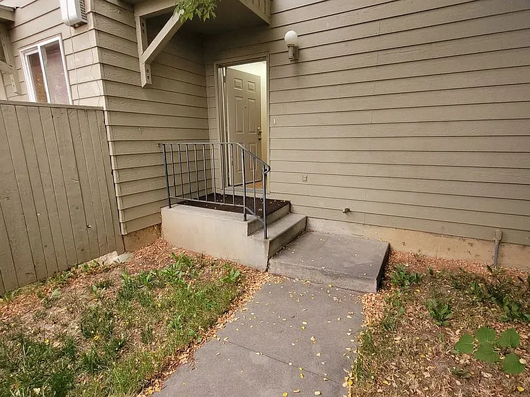 6731 Hollister Cir — Photo 4