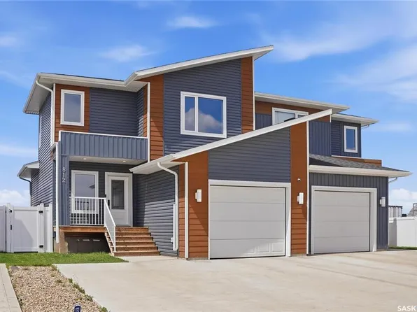 812 1st AVENUE N, Martensville, SK S0K 2T2