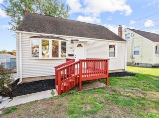 90 Country Club Rd, New Britain, CT 06053