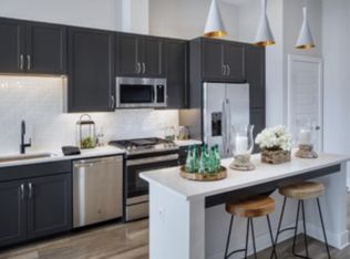 905 Gleaves St #1202, Nashville, TN 37203