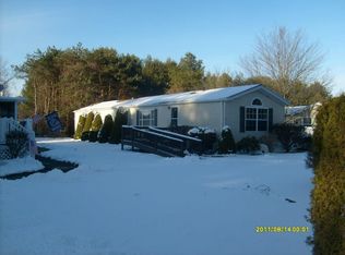 6 Kelly Ln, Coventry, RI 02816